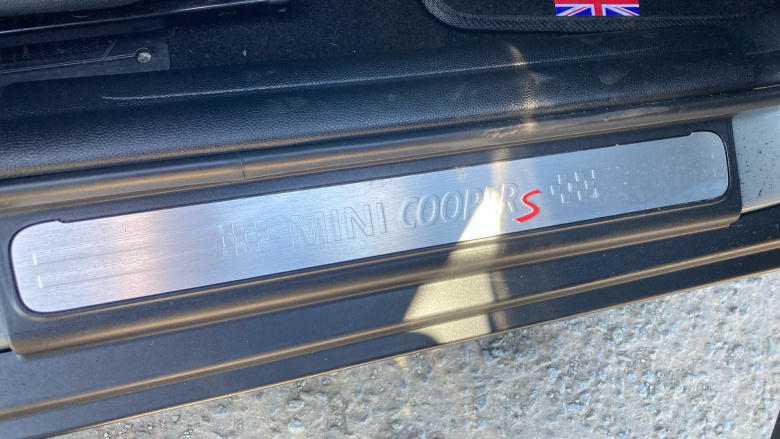 MINI Hatchback 2.0 Cooper S D 5dr Diesel Hatchback